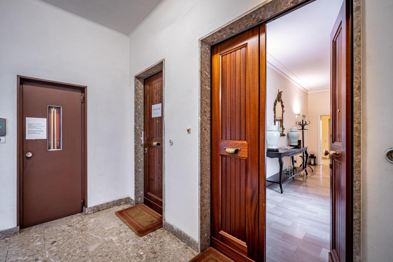 Yid D'Azeglio Luxury Apartment With Parking Firenze Esterno foto